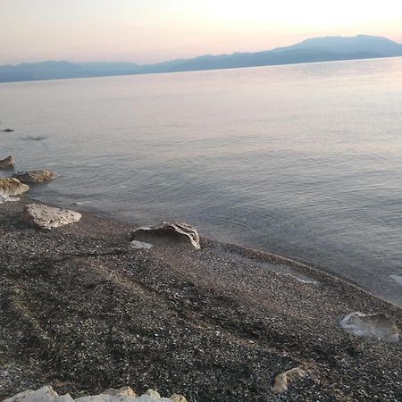 Вілла Lykoporia Seaside House Likoporia Екстер'єр фото
